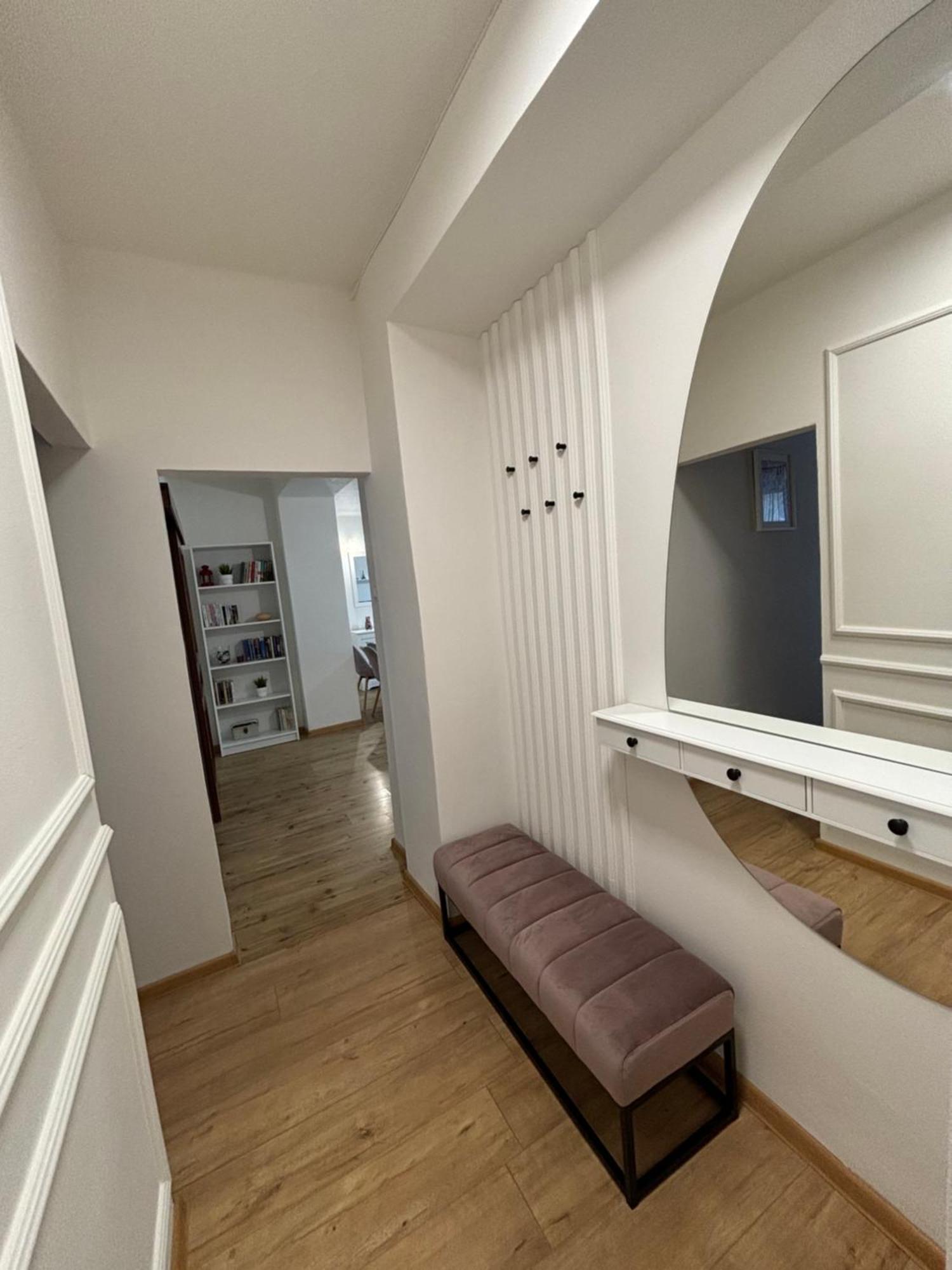 City Heart Luxury Apartment Nové Zámky Dış mekan fotoğraf