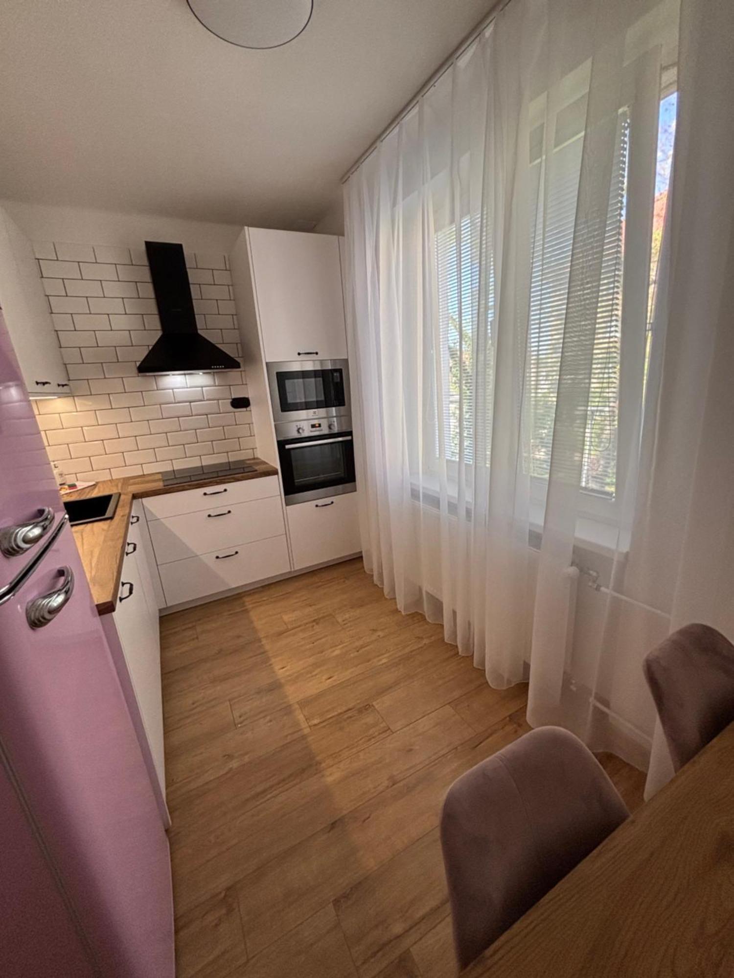 City Heart Luxury Apartment Nové Zámky Dış mekan fotoğraf